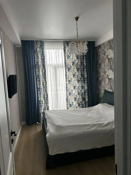 Дом в районе Исани (улица Петре Арвеладзе) /For rent house in Isani ( Petre Arveladzde street)