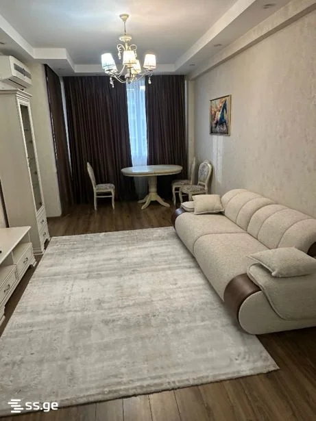 3-комнатная квартира в Тбилиси