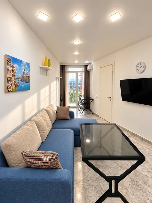 Bi Residence: 2-комнатная, 48.0 м²
