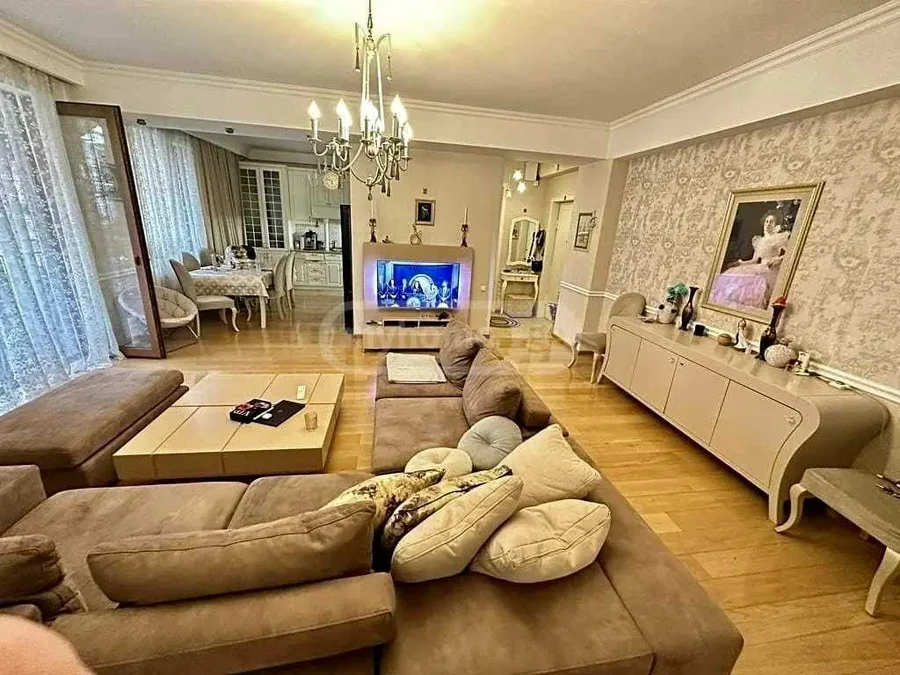 Коммерческое помещение на улица Гиви Картозиа Saburtalo