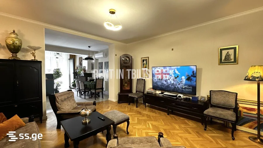 4-комнатная квартира. Ваке