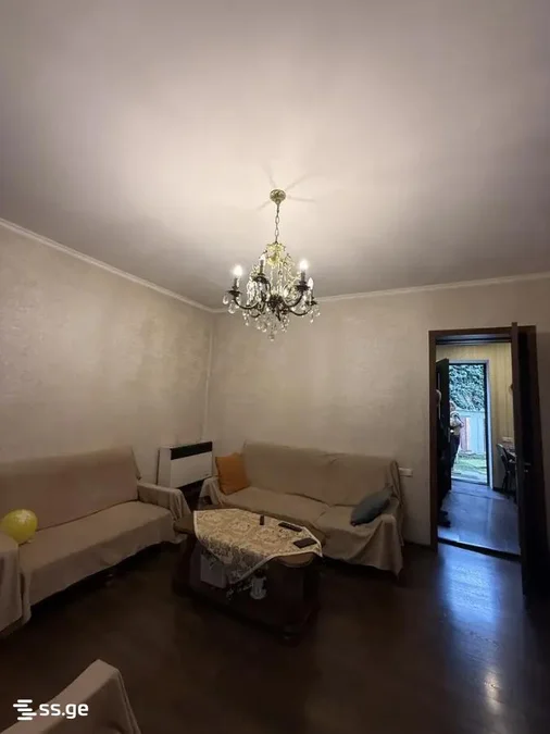 8 room Private House For Sale. Nadzaladevi