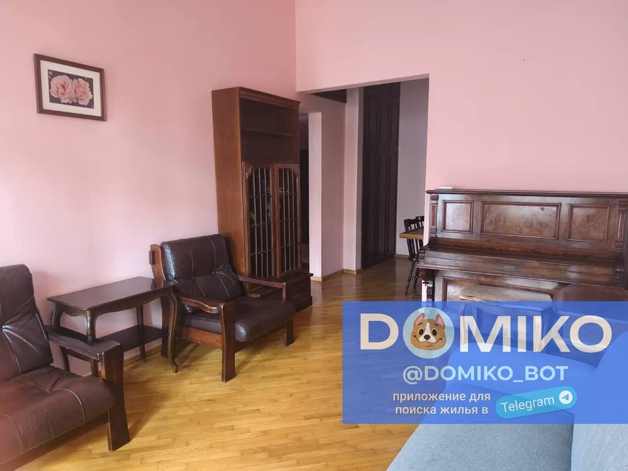 1+1 на K. Gamsakhurdia st. 17 Old Batumi District