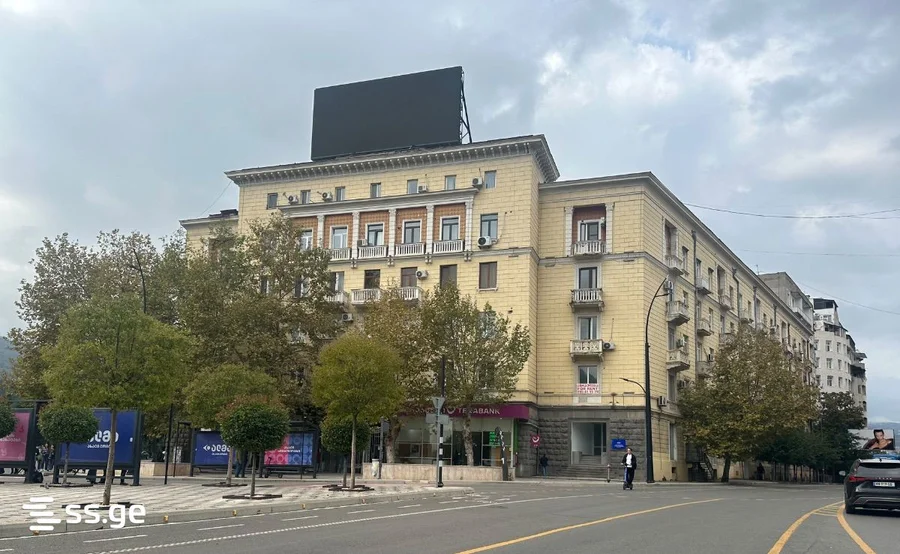 3-комнатная квартира в Тбилиси
