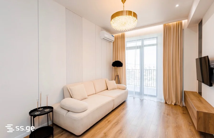 3 room Flat For Sale. Isani