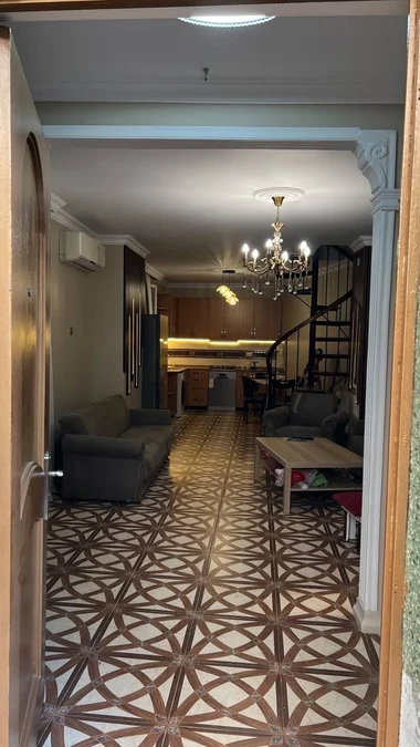 Квартира 2+1 по улице Ангиса, 2, $800