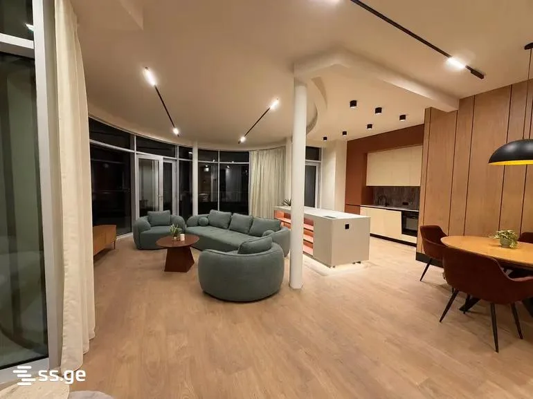 4 room Flat For Rent. Lisi lake