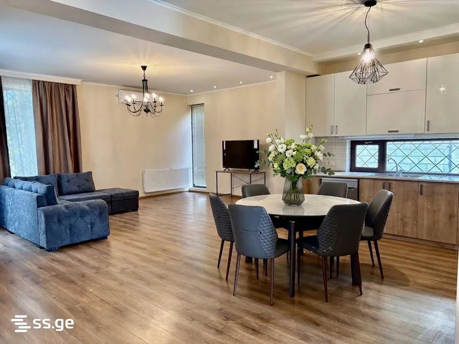 6 room Private House For Rent. Digomi