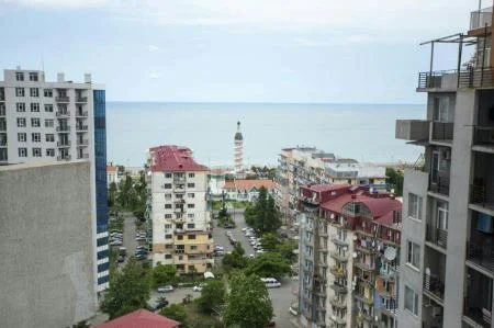 3-комнатная квартира, ул. Пиросмани 18, $700