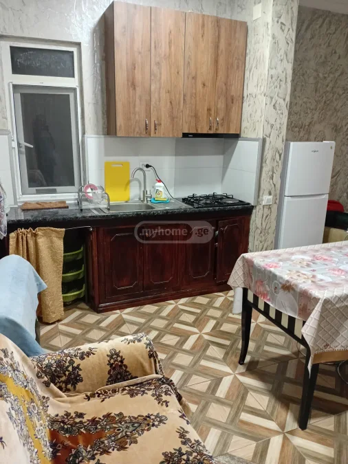 2-комнатный частный дом в районе аэропорта