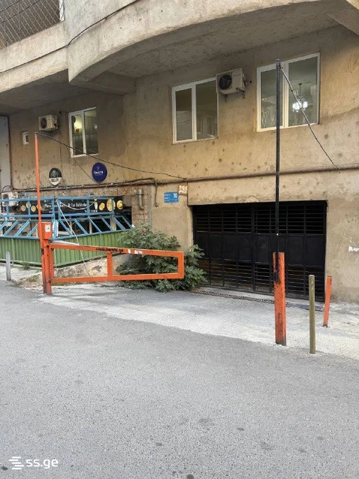 Garage For Rent. Saburtalo