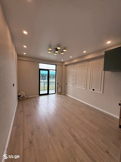 2 room Flat For Sale. Ortachala