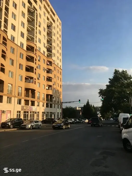 3-комнатная квартира в Тбилиси