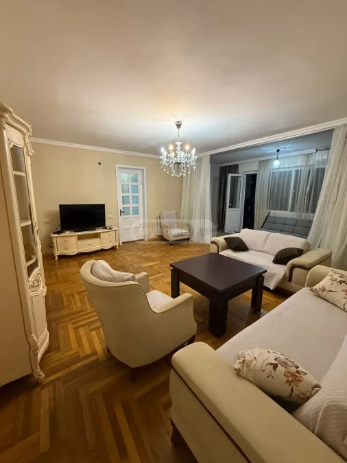4-комнатная квартира, 80 кв.м, $700