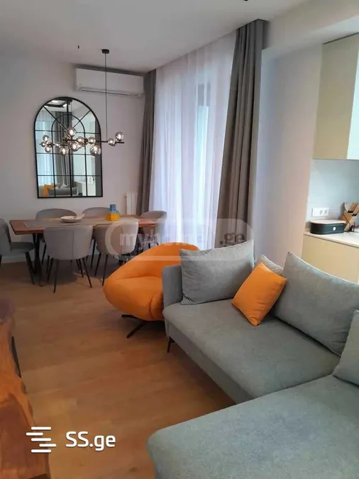 3 room Flat For Rent. Vake