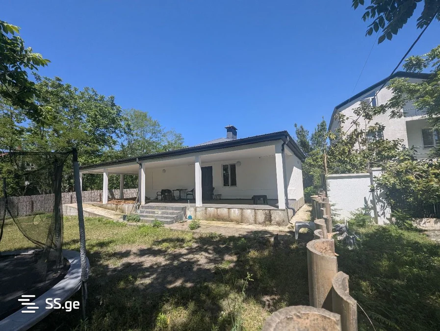 6 room Private House For Sale