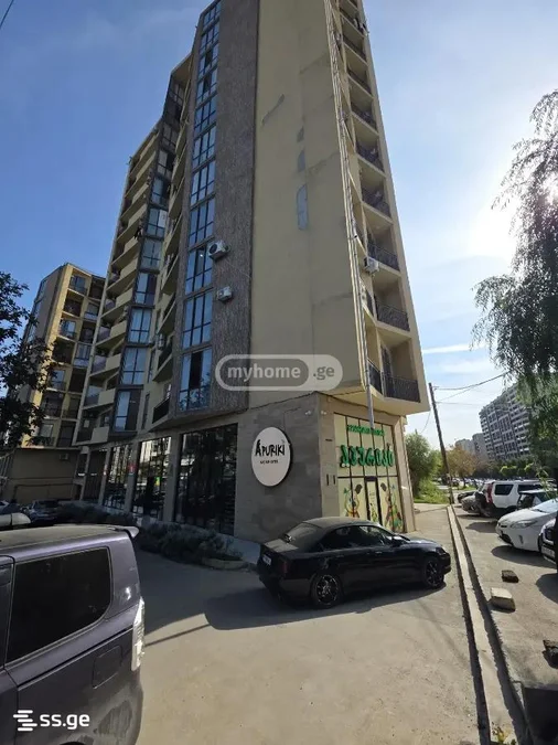 3-комнатная квартира в Тбилиси