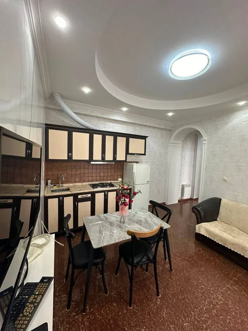 Квартиру 1+1 по улице Инасоридзе,19а