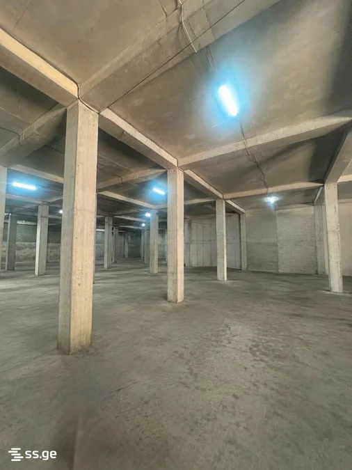 Store-Industrial property For Rent. Zahesi