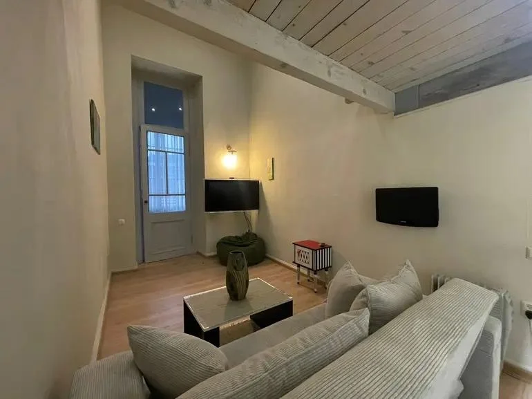 Ул. Галактиона Табидзе, 1: 2-комнатная, 42.0 м²