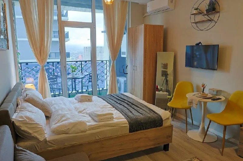 Студия в komunna tower !