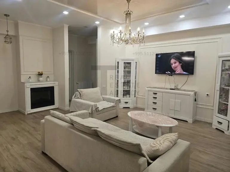 Улица Мераба Алексидзе, 23: 4-комнатная, 102.0 м²