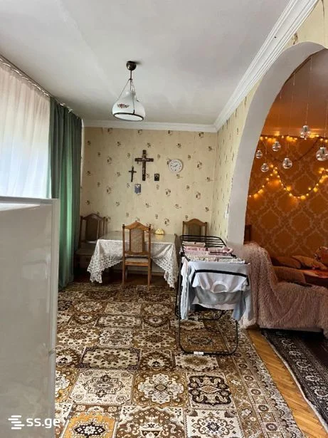 4-комнатная квартира Продаётся. Глдани
