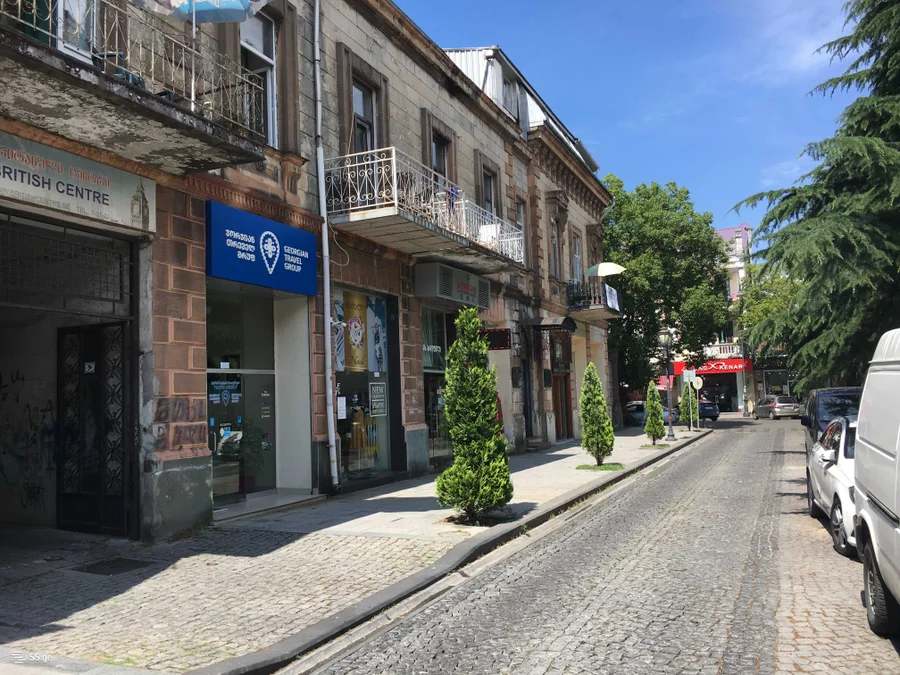 Commercial space For Rent