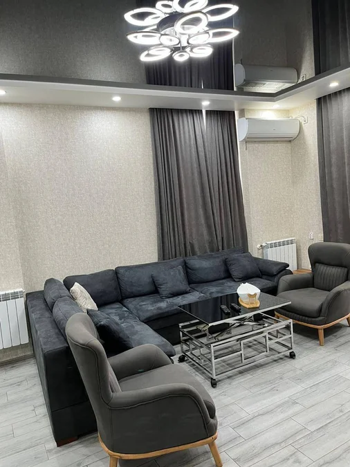 3-комнатная квартира, 65 кв.м, Пиросмани 18 Д, $900