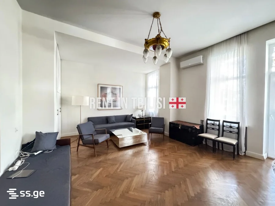 2 room Flat For Rent. Vake