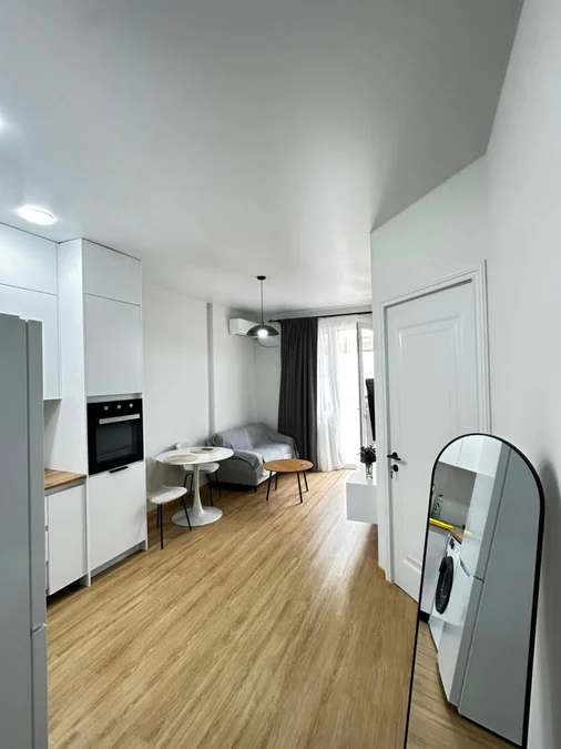 2-комнатная квартира с 1 спальней в районе Grand Mall, $550
