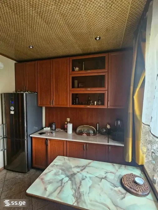 3-комнатная квартира в Глдани, 75.25 кв.м