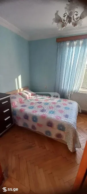 3-комнатная квартира в Тбилиси