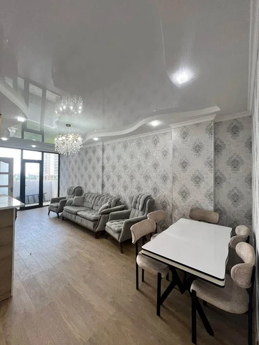3-комнатная квартира, 94 м², $135,000