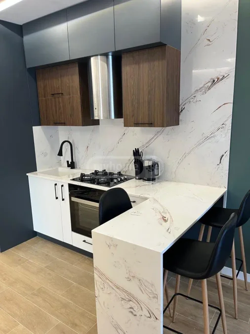 3-комнатная квартира в Тбилиси, 84 кв.м, $800