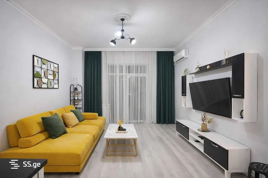 1+1 на Ш. Руставели пр. Rustaveli District