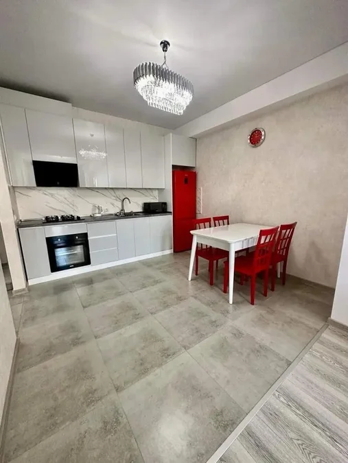 Gldanis Brilianti: Студия, 60.0 м²