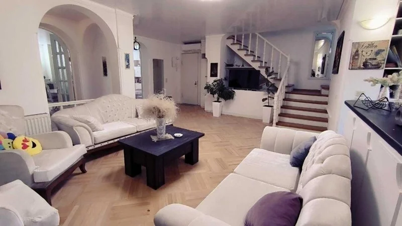 Димитри Узнадзе ул., 2: 6-комн., 253.0 м²