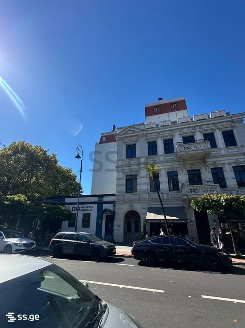 Commercial space For Rent