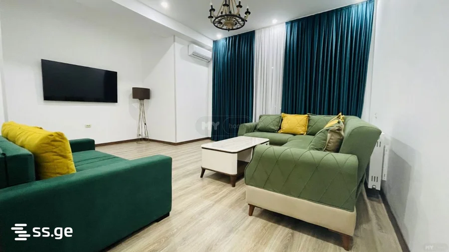 4 room Flat For Rent. Vake
