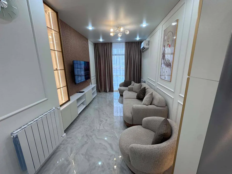ПЕРЕСДАМ 1+1 в Black Sea Towers всвязи с переездом