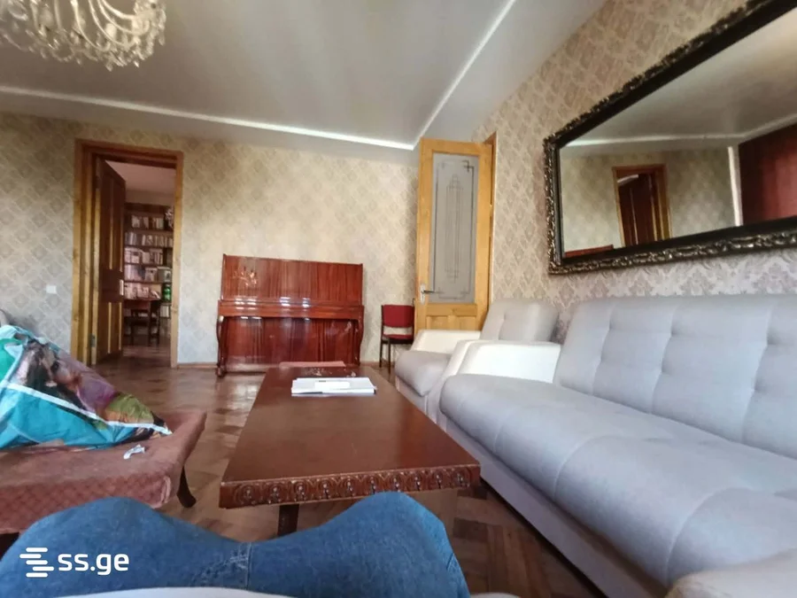 3 room Flat For Rent. Temqa
