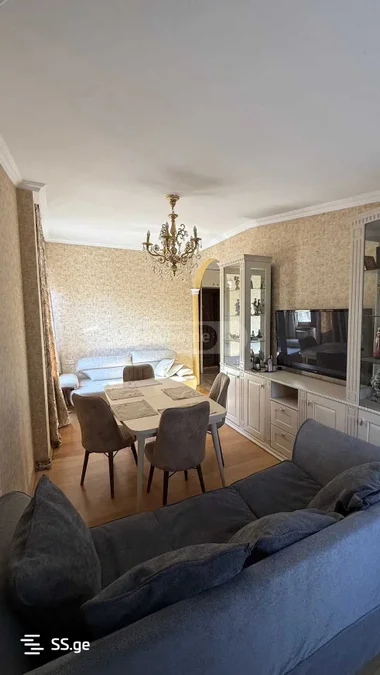 5 room Flat For Rent. Vedzisi