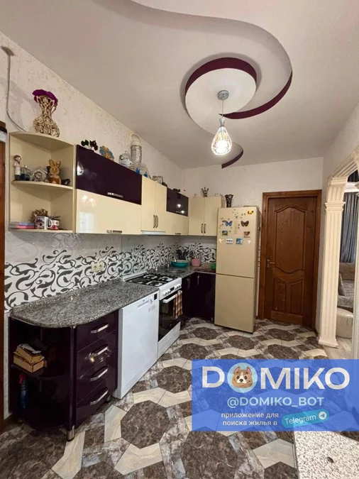 Долгосрочная аренда 3-комнатной квартиры в Bagrationi District
