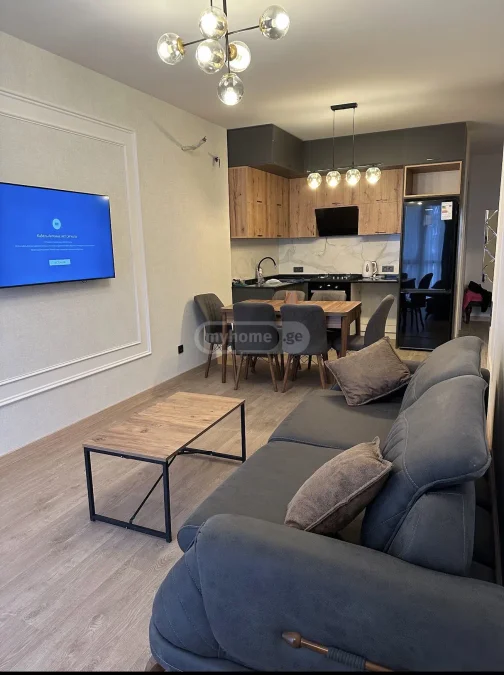 1+1 на улице Парнаваз Мепе, $750
