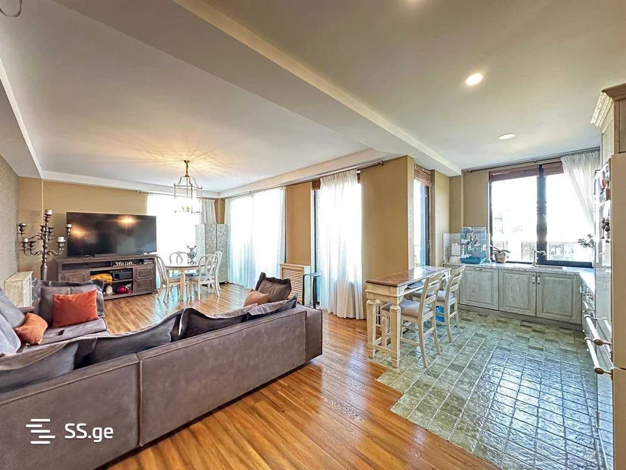 3 room Flat For Sale. Ortachala