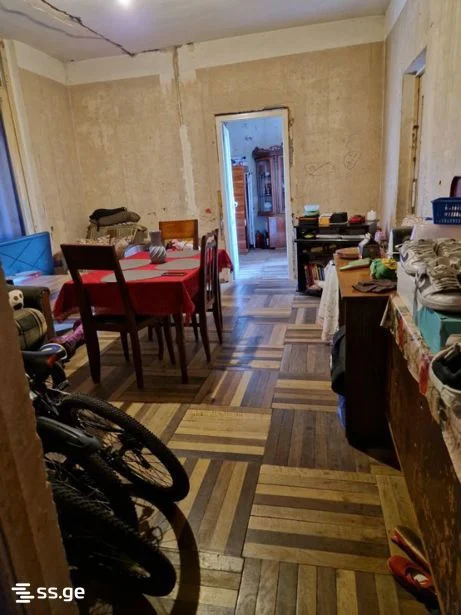 4-комнатная квартира Продаётся. Глдани