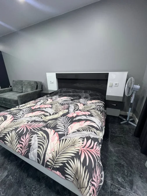 1+1 на Dar Tower Parnavaz Mepe Street 18 რუსთაველის უბანი