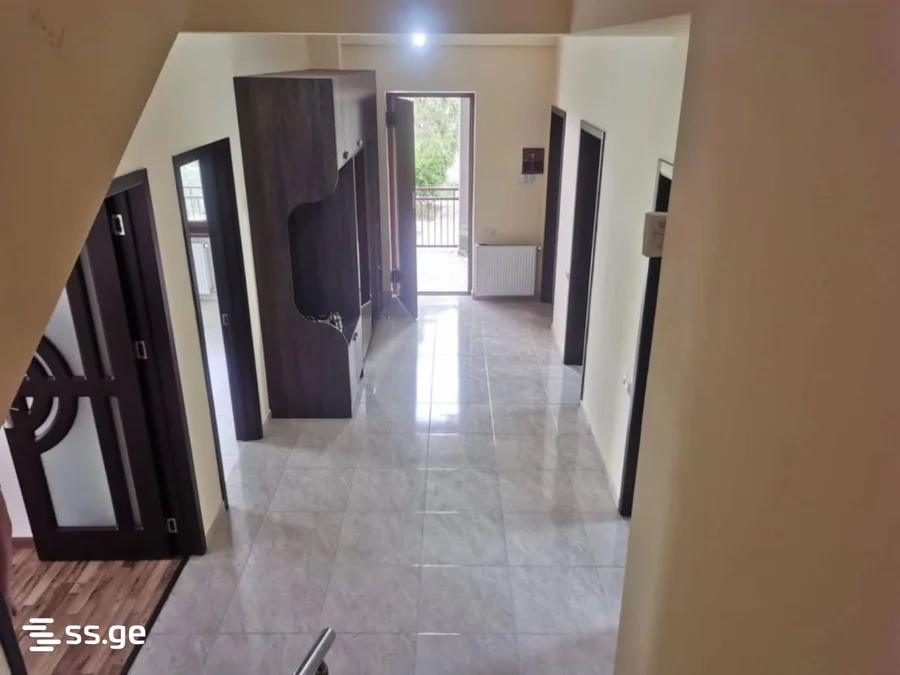 6 room Private House For Sale. Lisi lake