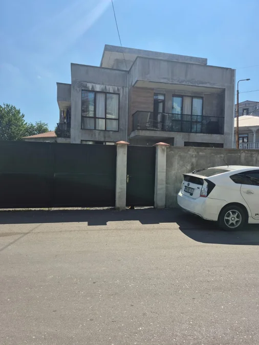 Дом в районе аэропорта